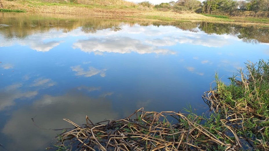 Encontraron el cuerpo de un niño que cayó en un río de Santa Fe y buscan a su hermano | Actualidad