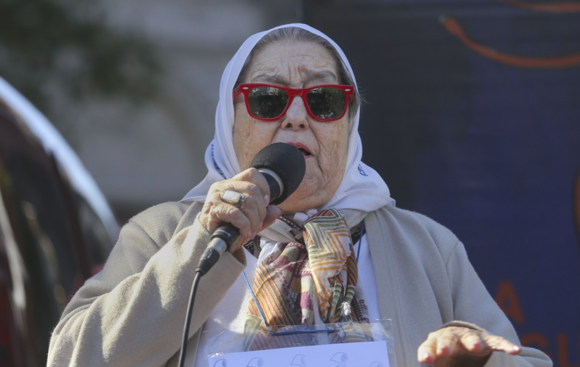 Hebe de Bonafini pidió cambios en el Gabinete y dijo que a Fernández "le hacen el diario de Yrigoyen" | Política