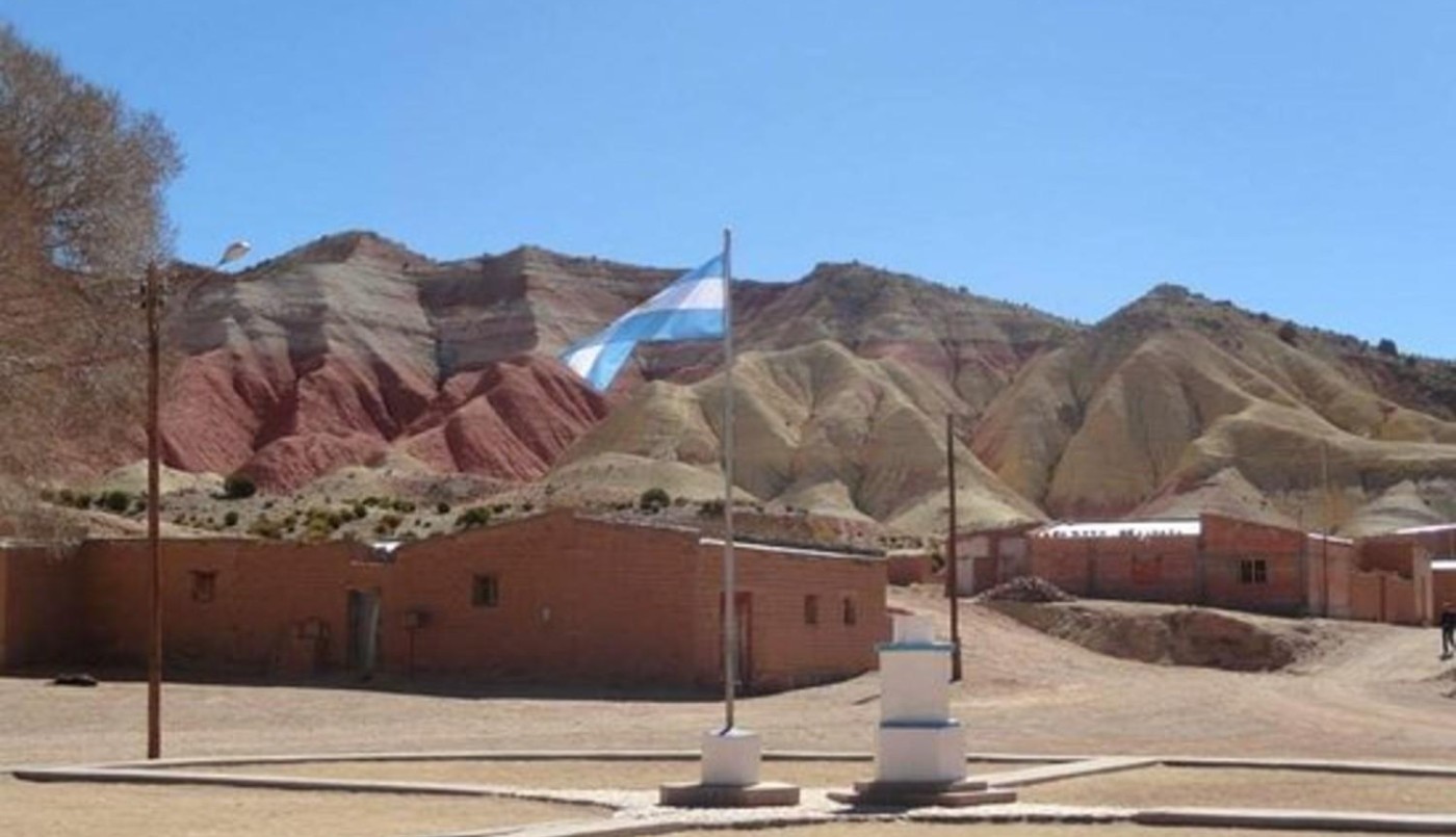 Puna jujeña: lanzaron una campaña para conseguir bicicletas a niños que caminan 15 km hasta la escuela | Actualidad