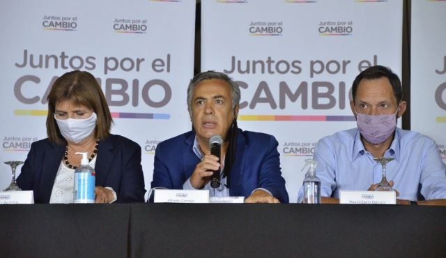 La oposición lanza un comité electoral para recibir denuncias de irregularidades en la campaña | Política
