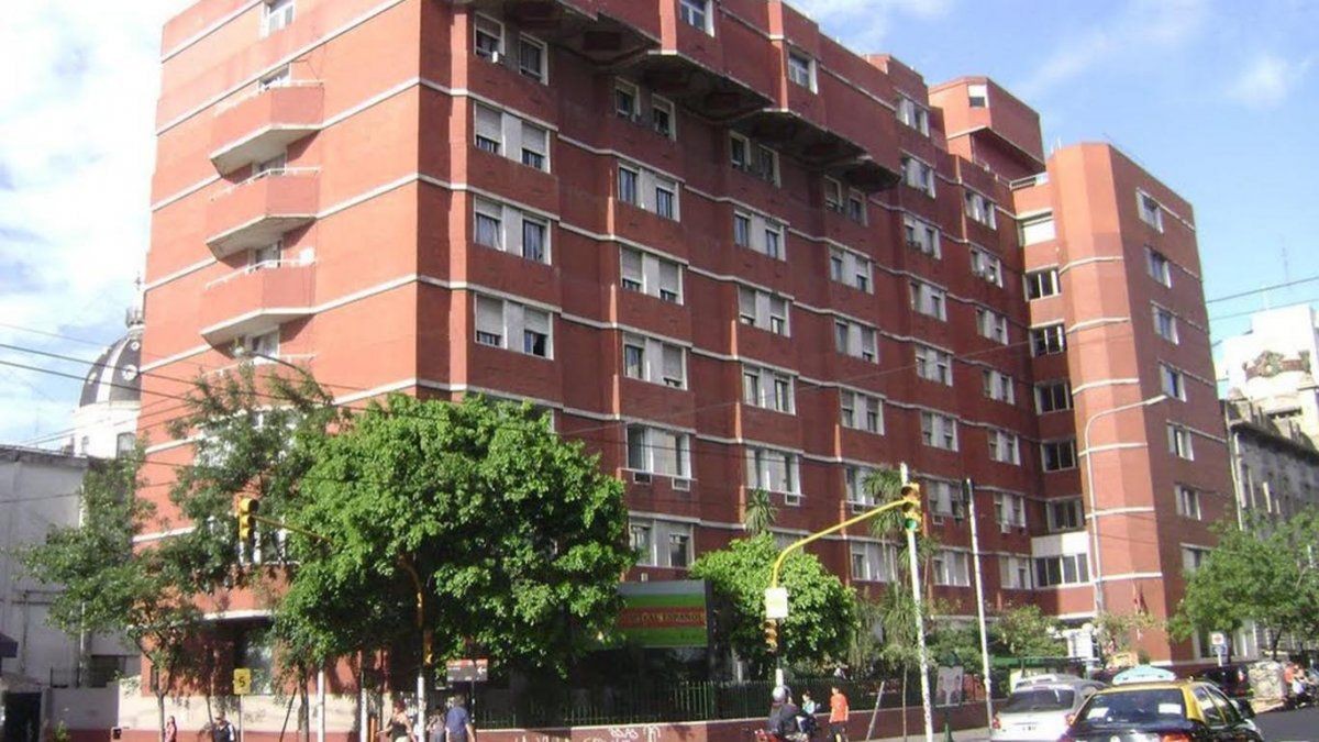 Pami entregó al Hospital Español insumos sanitarios depositados en el aeropuerto de Ezeiza | Actualidad