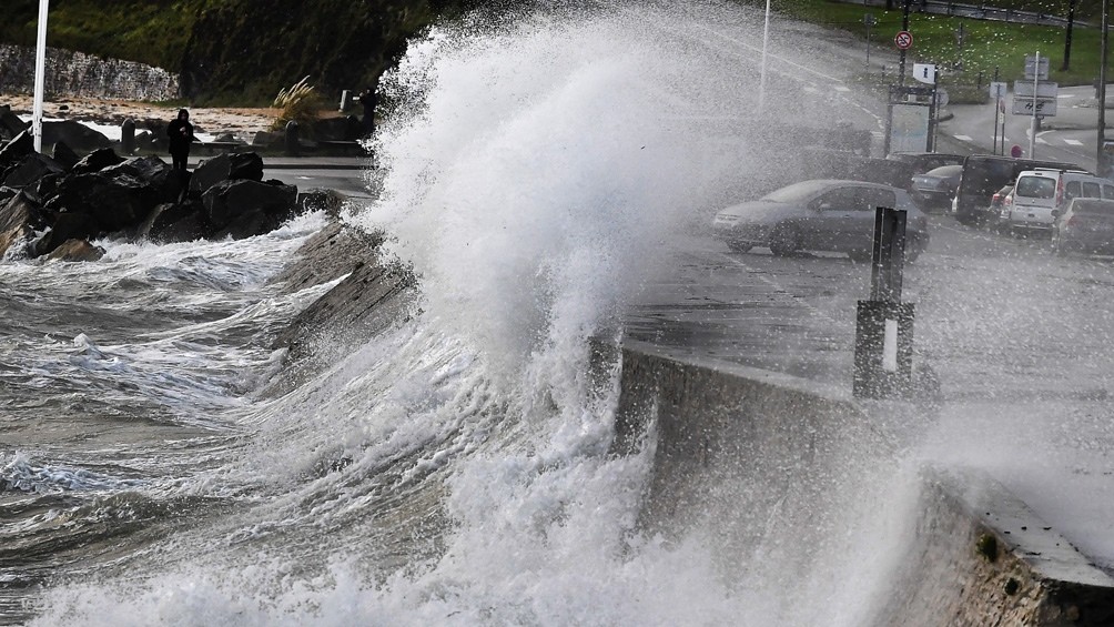 Francia: la tormenta Aurora dejó 250.000 hogares sin electricidad | Clima, naturaleza y medio ambiente
