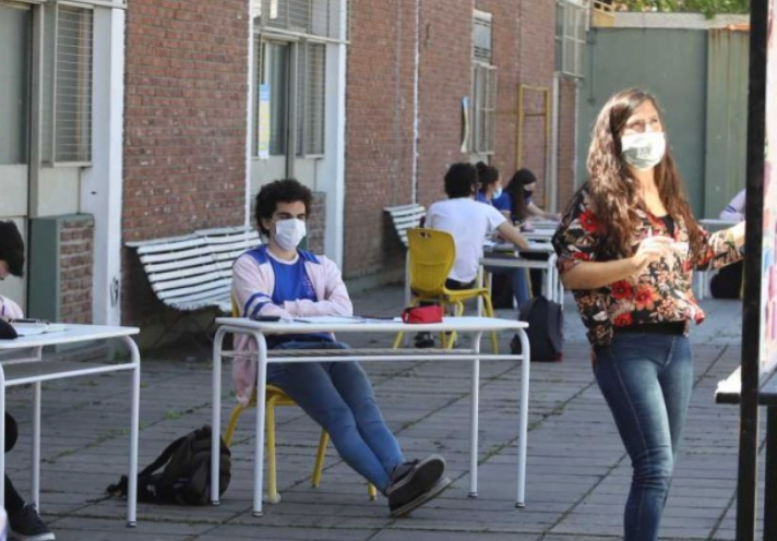 Adelantan el pago del aumento a los jubilados docentes nacionales previsto para marzo de 2022 | Economía