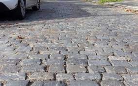 "Adoquines patrimoniales": Una jueza ordenó frenar obras de pavimento en La Plata a pedido de los vecinos | Actualidad