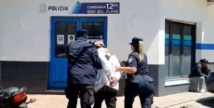 Detuvieron en Mar del Plata a un hombre de 49 años acusado de violar a su hijo de 11 | Actualidad