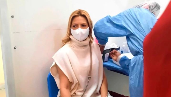La primera dama Fabiola Yáñez recibió la segunda dosis de vacuna contra el coronavirus | Política