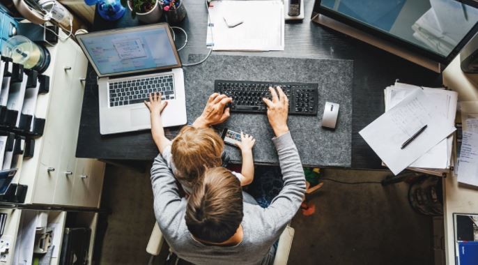 Portugal prohíbe los mensaje de los jefe a sus empleados fuera del horario laboral | Internacionales
