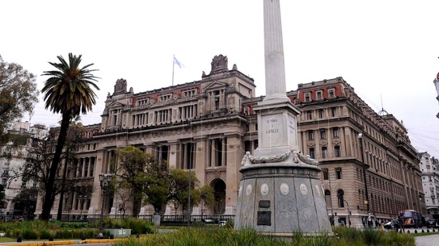 Dispusieron un 5 % de aumento para los judiciales: acumulan un 55% en el año | Actualidad