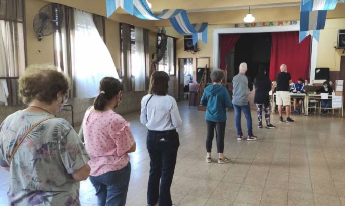 La Cámara Electoral confirmó la mayor afluencia de votantes pero difícilmente llegue al 80% | Política