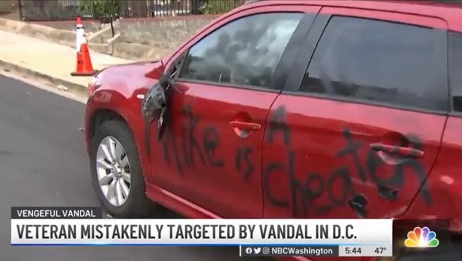 Buscaba vengarse de su pareja infiel destrozándole el coche, pero se equivocó de vehículo | Internacionales