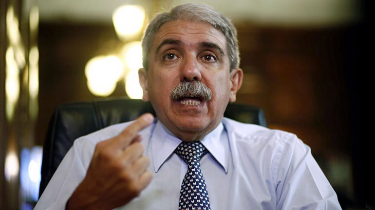 Aníbal Fernández: "La fórmula de compra de dólar ahorro es la misma, no ha variado absolutamente en nada" | Política