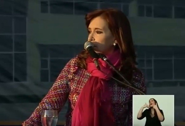 Cristina Kirchner: "Vamos a volver a construir ese país de sueños e ideales" | Política