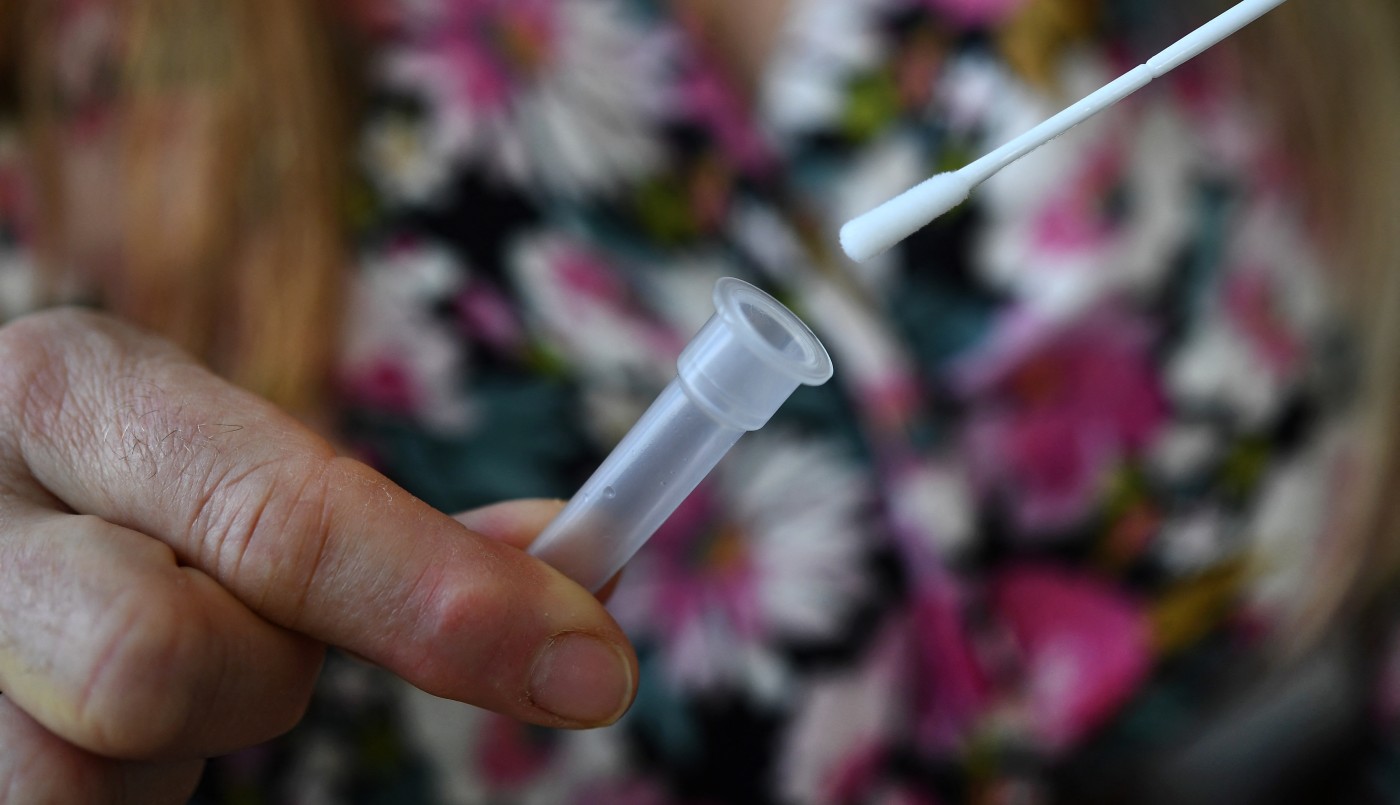 Organizó una fiesta para contagiarse coronavirus y murió | Internacionales