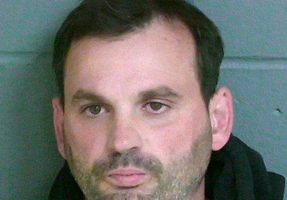 Le puso hojitas de afeitar a las masas de pizza para "vengarse" de la empresa que lo había despedido | Internacionales