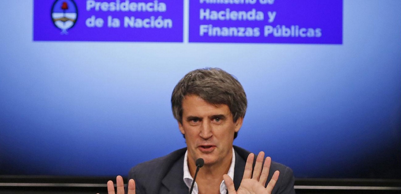 Prat Gay anuncia préstamos del BID por US$ 5.000 millones | Política