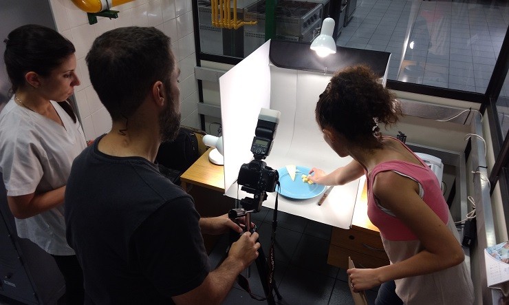 Docentes de la Universidad de La Matanza crean Atlas Fotográfico Digital de Alimentos Argentinos | Actualidad
