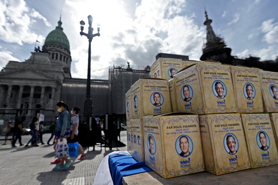 Una cooperativa venderá pan dulces a precios populares frente al Congreso | Actualidad