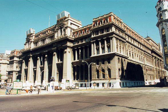 Admiten la posibilidad de discutir la ampliación del número de miembros de la Corte | Política