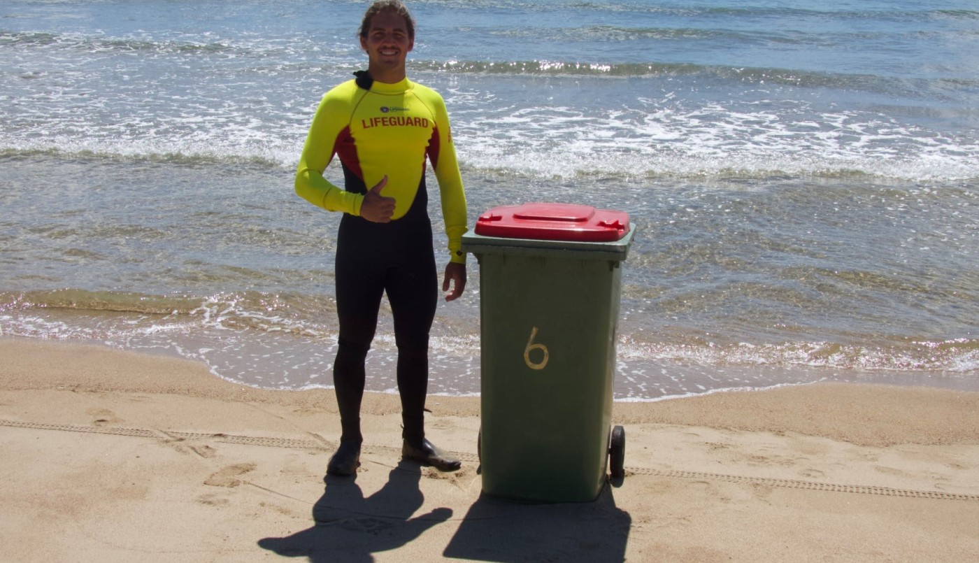 Un vecino le pidió que sacara su basura y él se lo tomó literal: la invitó a salir | Internacionales
