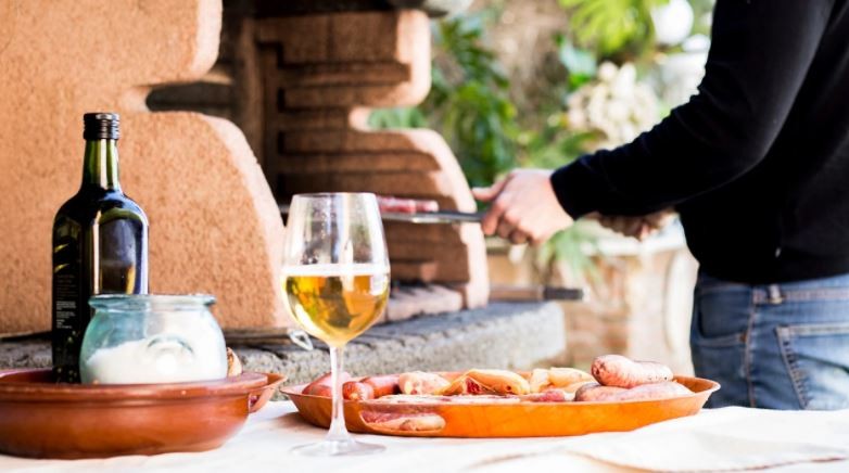 Las fuerzas armadas de Brasil destinaron fondos para coronavirus a comprar carne, pescado y bebidas alcohólicas | Internacionales