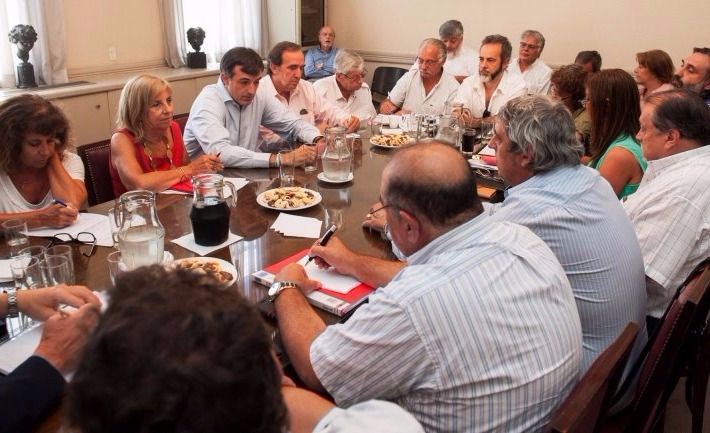 Según el Presidente, las provincias "no pueden poner más de 25%" para el aumento de docentes | Política