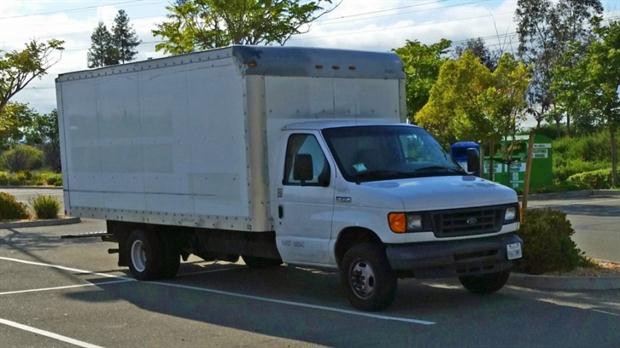 El joven que trabaja en Google y vive en el estacionamiento porque no puede pagar un alquiler | Tecno