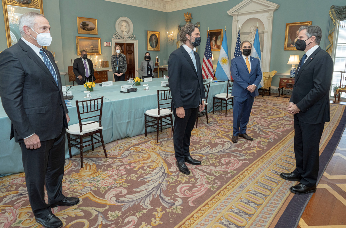 AMIA: la OEA avaló el pedido de Argentina y Estados Unidos para reactivar las alertas rojas contra iraníes acusados | Política