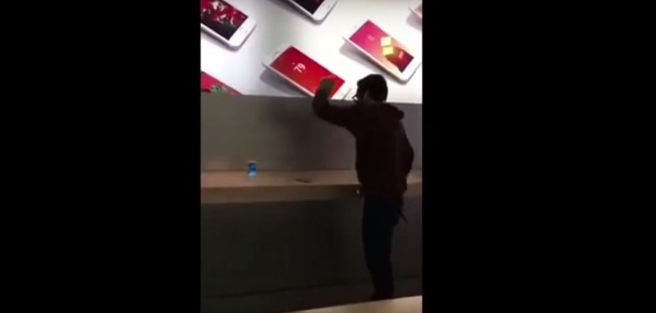 Ataque de furia: un hombre destrozó varios iPhones y tablets en un local de Apple | Tecno