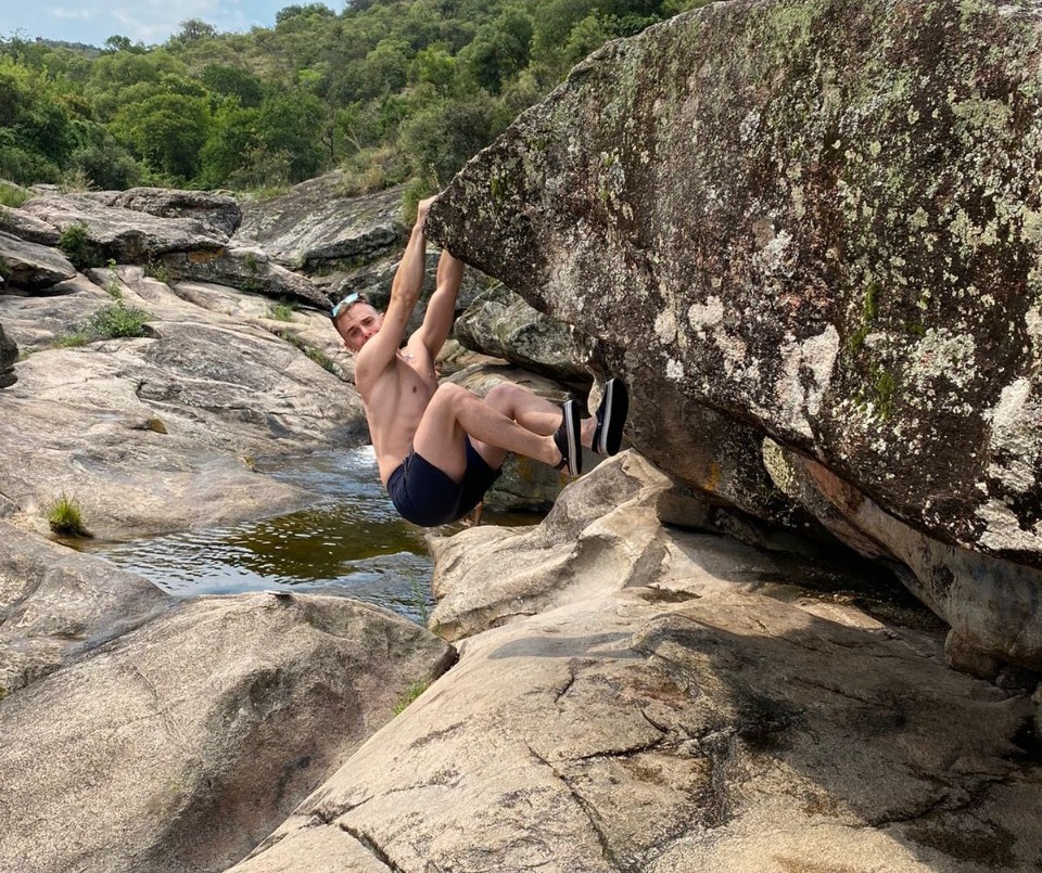 Subió una foto a Twitter, pidió que la editaran "como si abajo hubiera un precipicio" y lo llenaron de memes | Redes