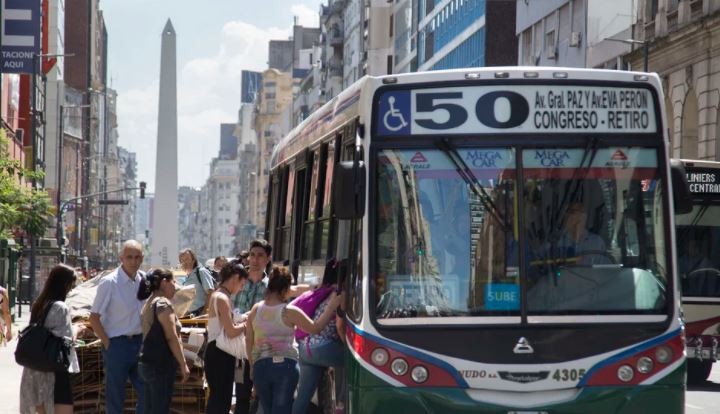 El Gobierno convocó a Rodríguez Larreta para discutir el traspaso de los colectivos | Política