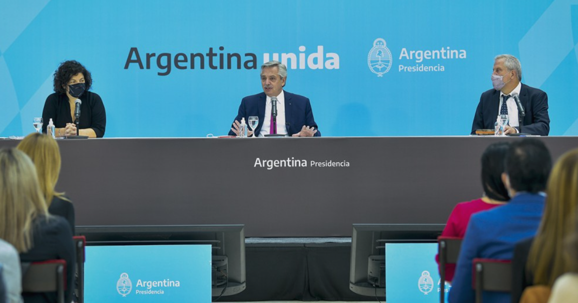 Alberto Fernández, ante los nuevos protocolos: "Hay que volver a llevar a cada chico a la escuela" | Política