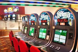 Iluminarán salas de juego con el color verde, símbolo del juego responsable | Actualidad