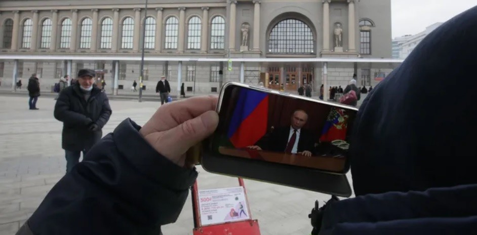 "Por la guerra en Ucrania", YouTube bloqueó a los medios rusos RT y Sputnik en Europa | Internacionales