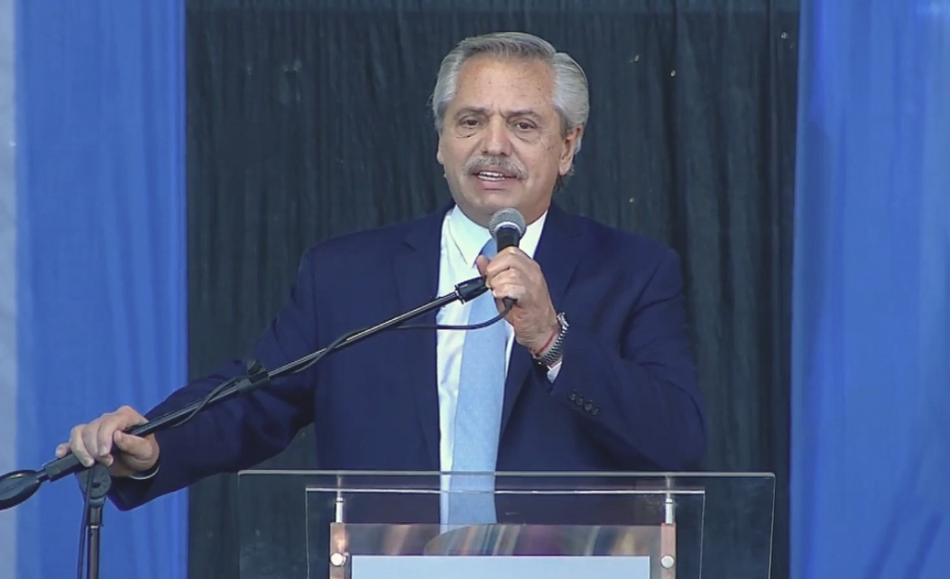 Alberto Fernández: "Me da vergüenza que en la Argentina una mujer padezca violencia de género" | Política