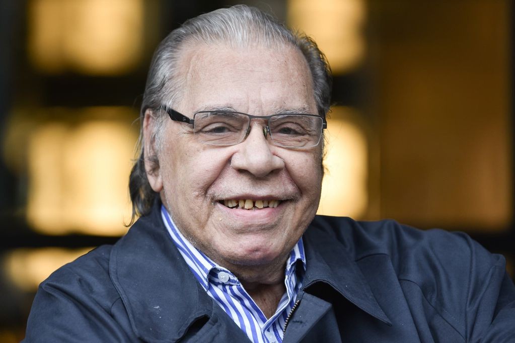 Mejora Enrique Pinti: fue pasado a habitación común | Espectáculos