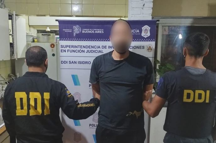 Otro detenido por el ataque contra el despacho de Cristina Kirchner: es un militante del movimiento Teresa Rodríguez | Política