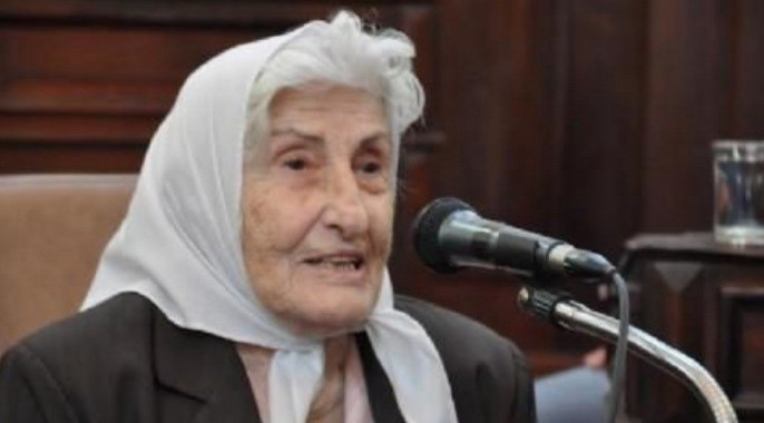 Murió Adelina Dematti, una de las fundadoras de Madres de Plaza de Mayo | Política