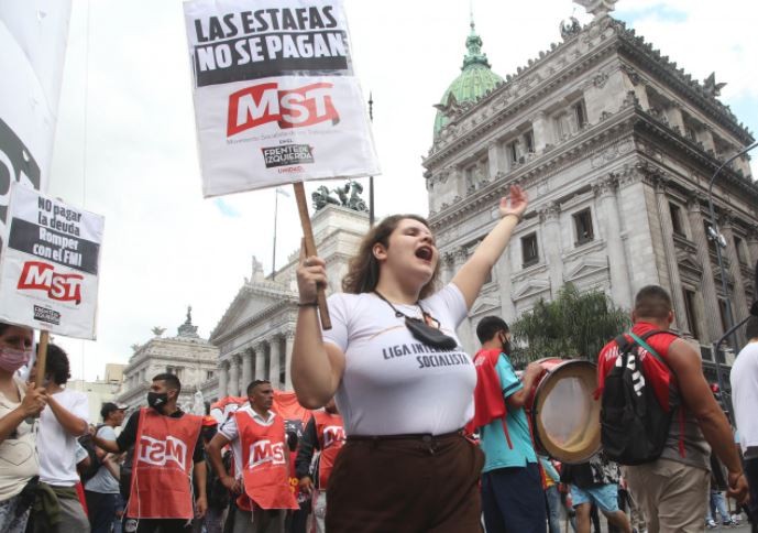 La izquierda vuelve a movilizar al Congreso en repudio al acuerdo con el FMI | Política