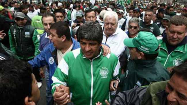 Camioneros acató conciliación y reanuda carga de combustible | Política