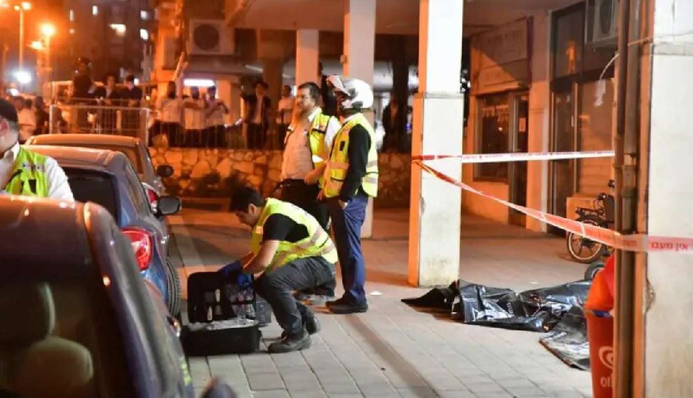 Al menos cinco muertos tras un ataque a balazos en un suburbio de Tel Aviv | Internacionales
