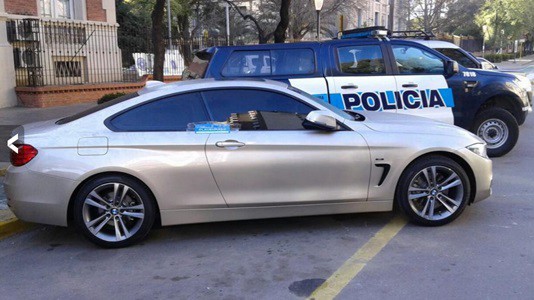 Encuentran en Córdoba un lujoso BMW abandonado a nombre de un socio de Milagro Sala | Política