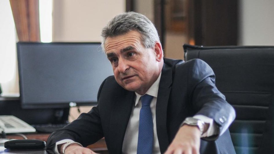 Rossi: "No creo que estemos en presencia de un presidente debilitado" | Política