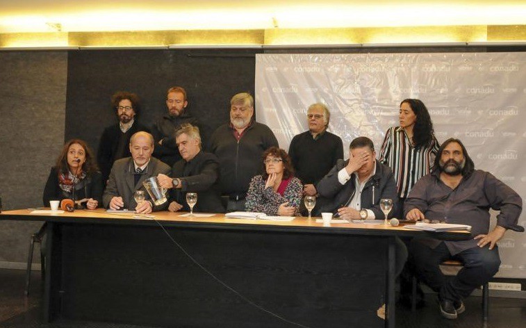 Los siete gremios docentes nacionales ratificaron el paro general para mañana | Política