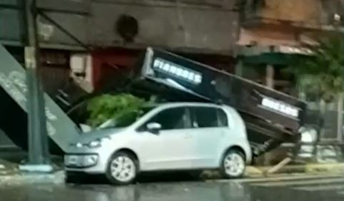 Graves destrozos por el temporal de esta madrugada | Actualidad