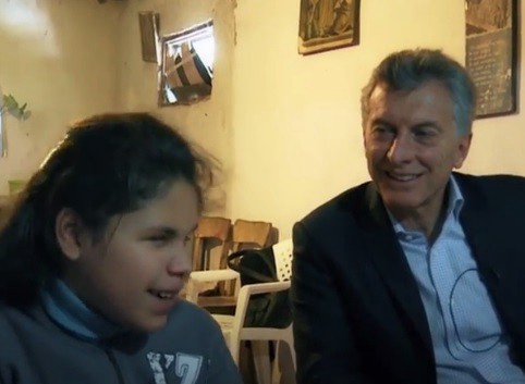 Video de Facebook: la visita de Macri a una nena ciega de Santa Fe | Política