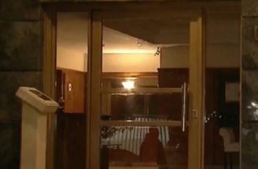 Preguntó por una persona, disparó contra la puerta de un edificio de Puerto Madero y huyó | Actualidad