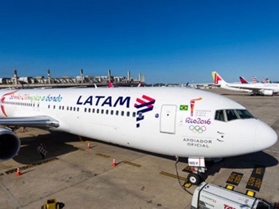 Tripulantes de LATAM iniciaron un paro anoche pero enseguida acataron la conciliación obligatoria | Política