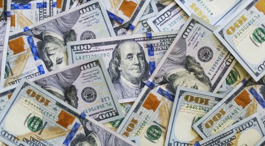 El dólar blue cerró mayo a $206 | Economía