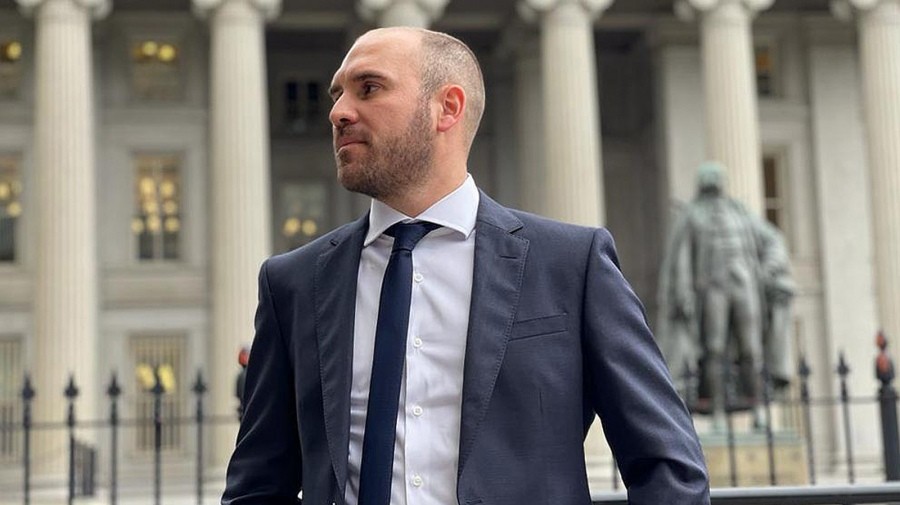 Deuda: Guzmán viaja a Francia para la negociación "crítica" con el Club de Paris | Política