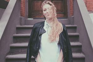 Una mujer viste la misma ropa para el trabajo hace tres años | Curiosidades